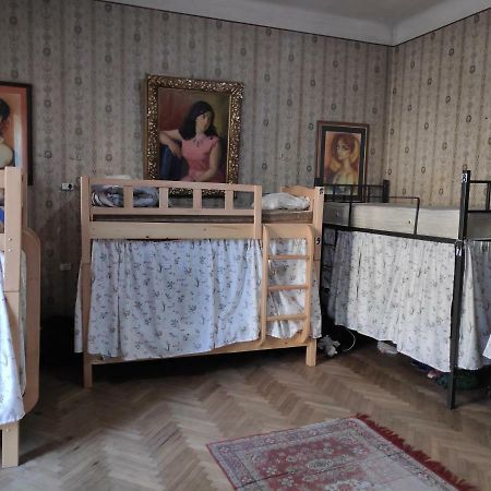 Amoun Hostel Tbilisi Ngoại thất bức ảnh