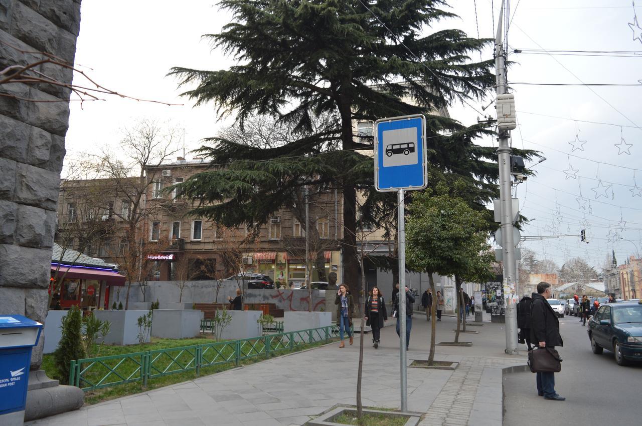 Amoun Hostel Tbilisi Ngoại thất bức ảnh
