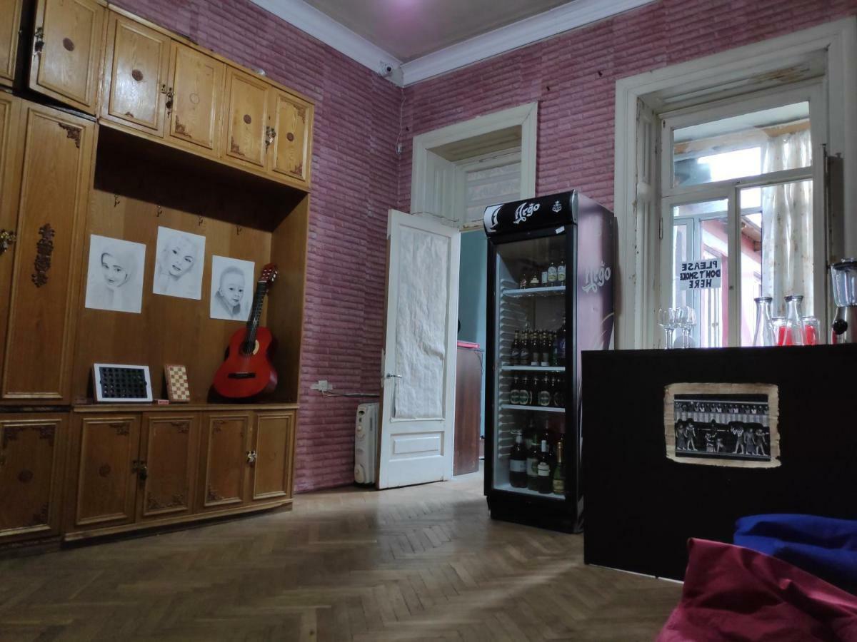 Amoun Hostel Tbilisi Ngoại thất bức ảnh